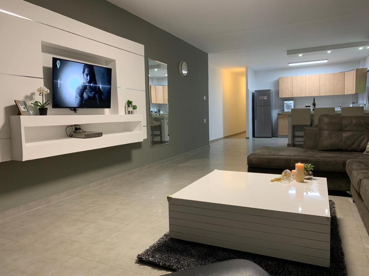 Spat Apartments Bat Jám Kültér fotó