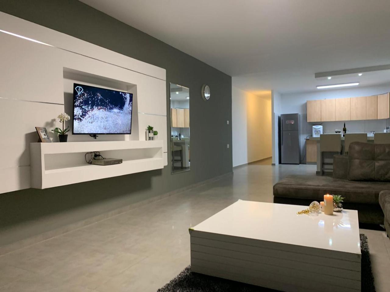 Spat Apartments Bat Jám Kültér fotó
