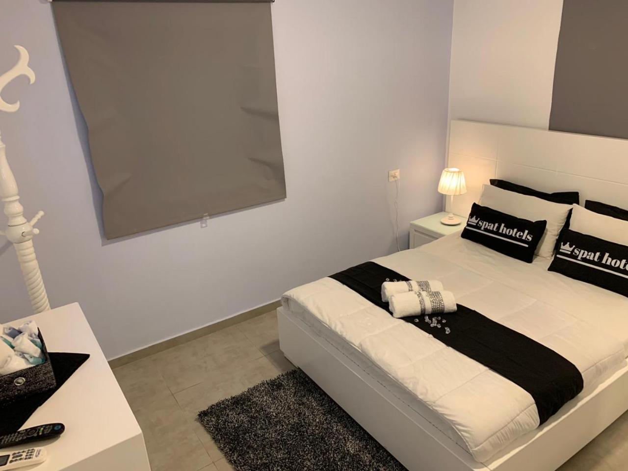 Spat Apartments Bat Jám Kültér fotó