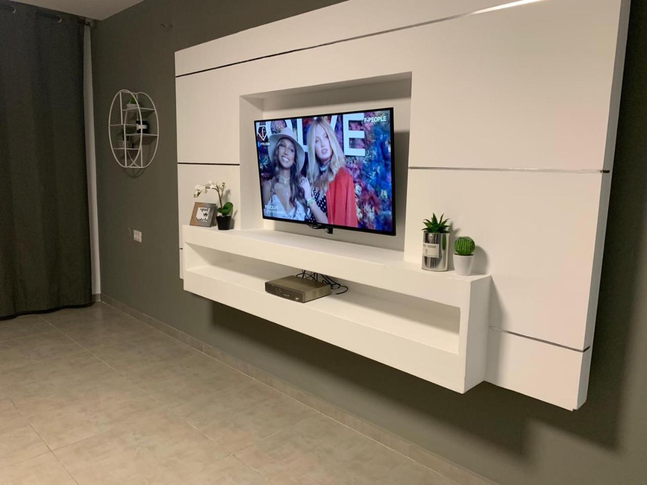 Spat Apartments Bat Jám Kültér fotó