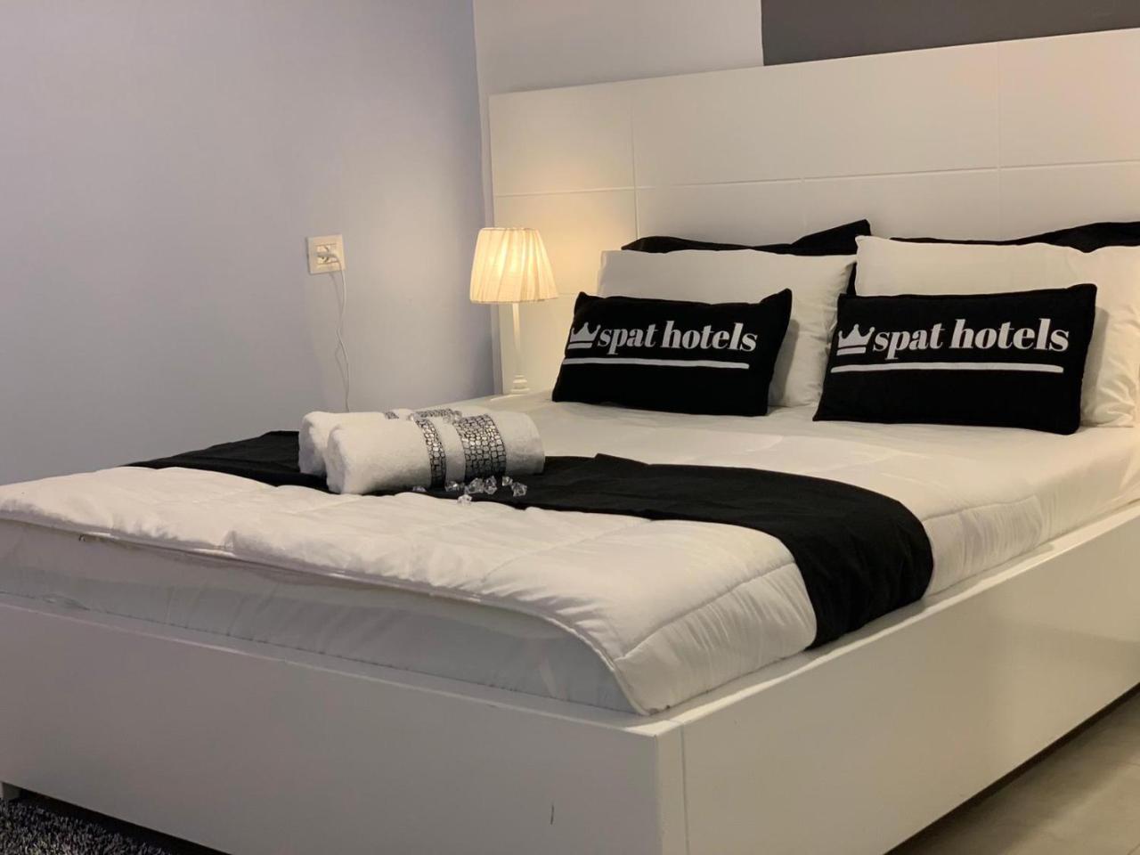 Spat Apartments Bat Jám Kültér fotó
