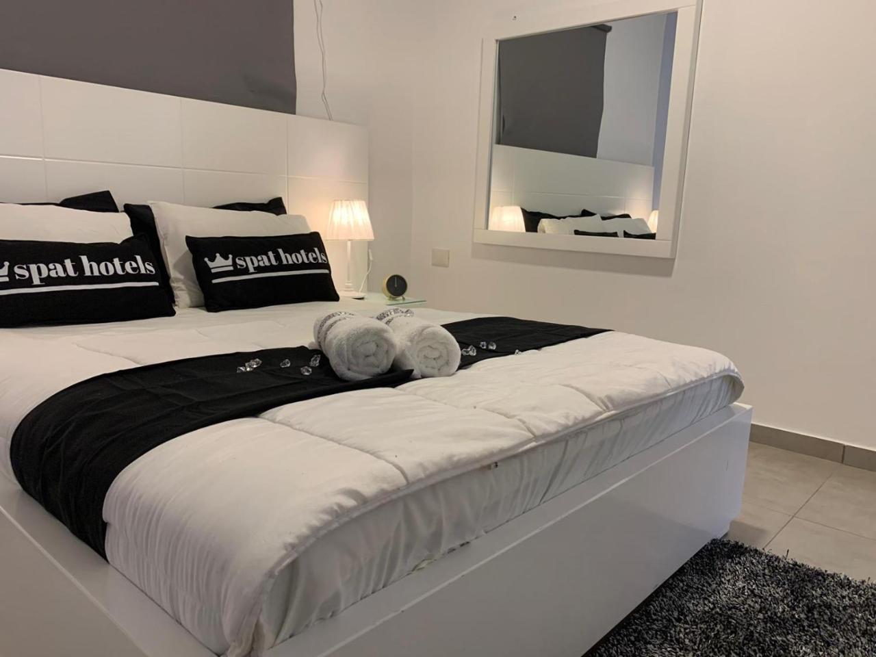 Spat Apartments Bat Jám Kültér fotó
